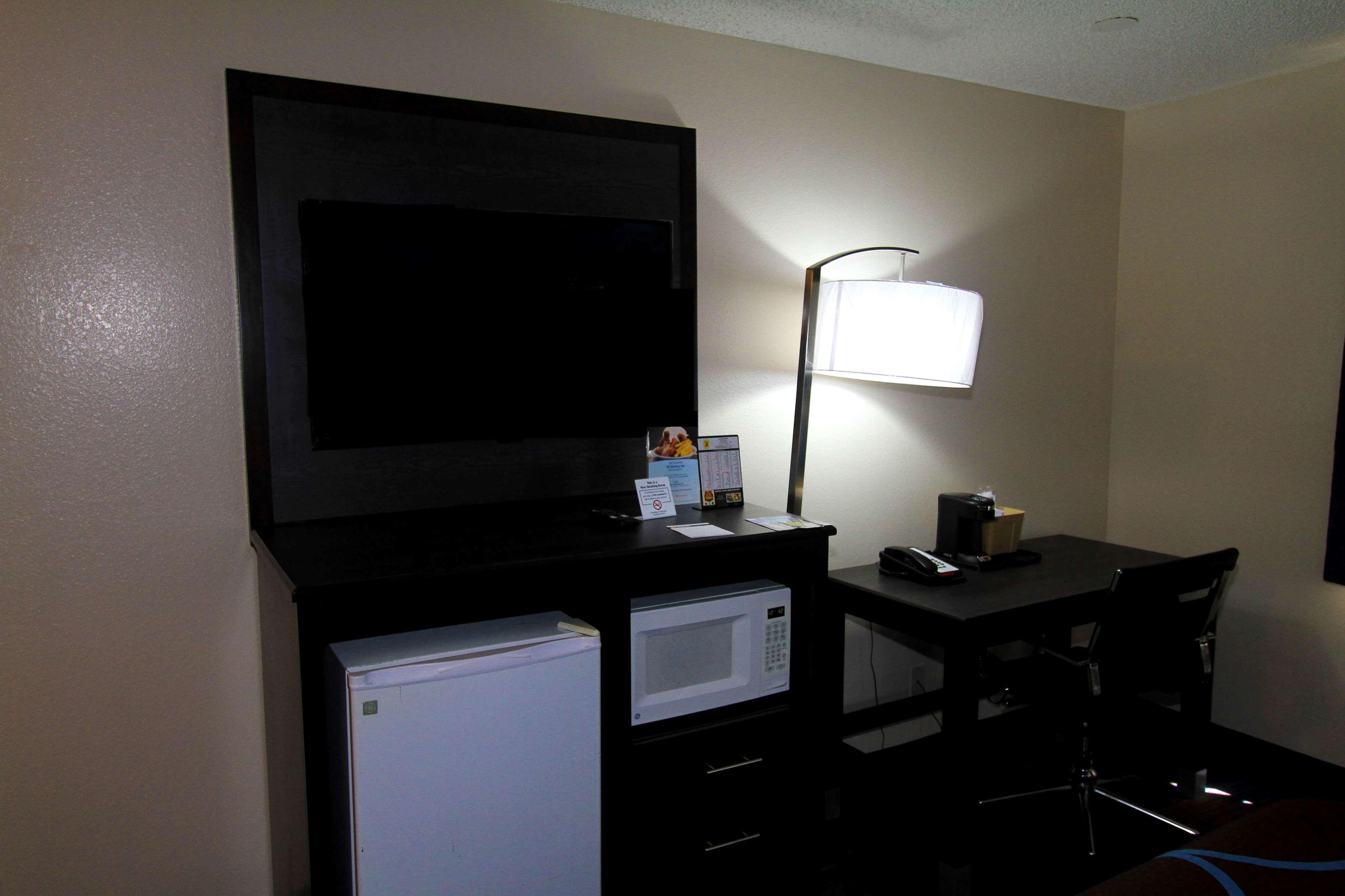Super 8 By Wyndham Lenexa Overland Park Area/Mall Area Exterior foto
